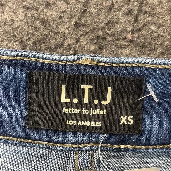 Dark Patch Pocket Short NWT - Picture 5 of 6